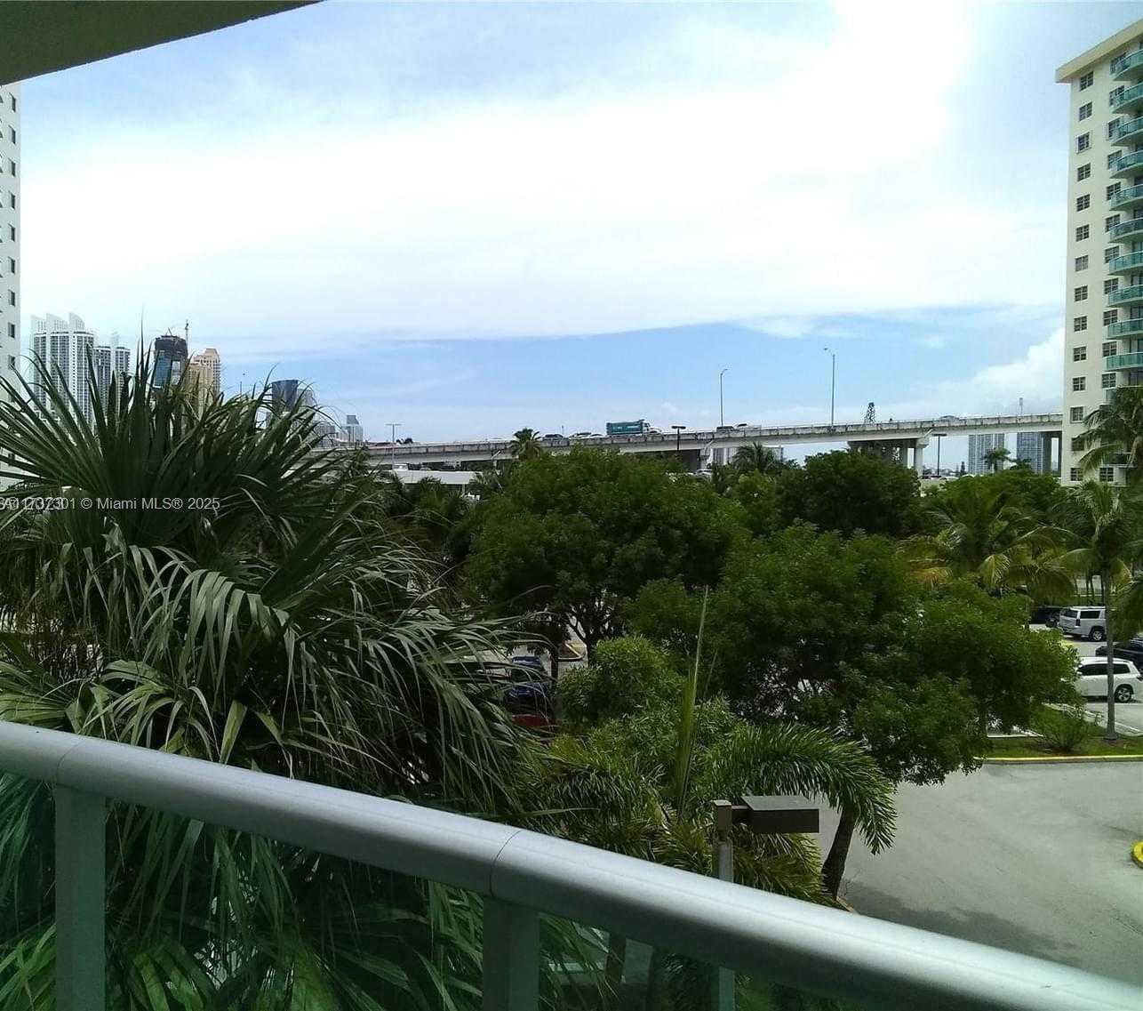 Small Image of 19380 COLLINS AVE #325, Sunny Isles Beach Number 2