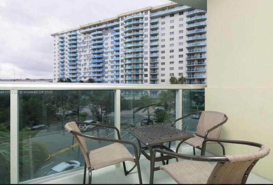 Small Image of 19380 COLLINS AVE #325, Sunny Isles Beach Number 3