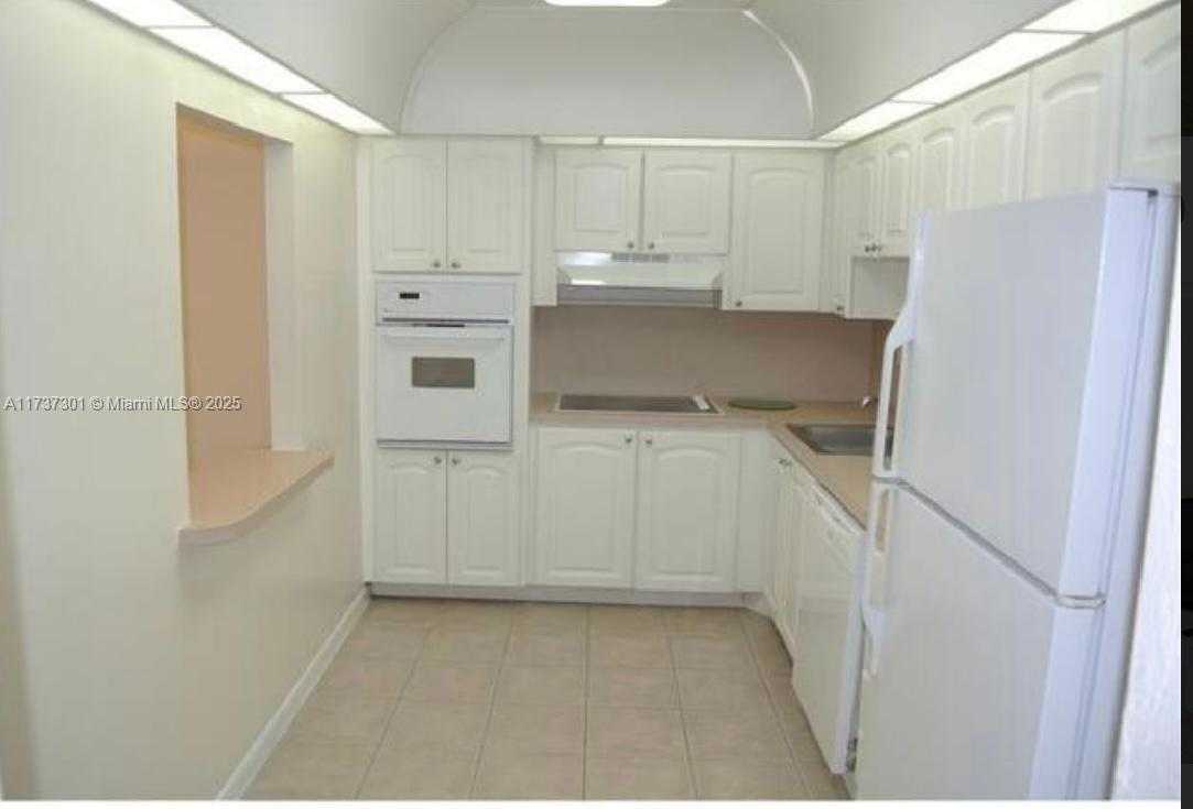 Small Image of 19380 COLLINS AVE #325, Sunny Isles Beach Number 8