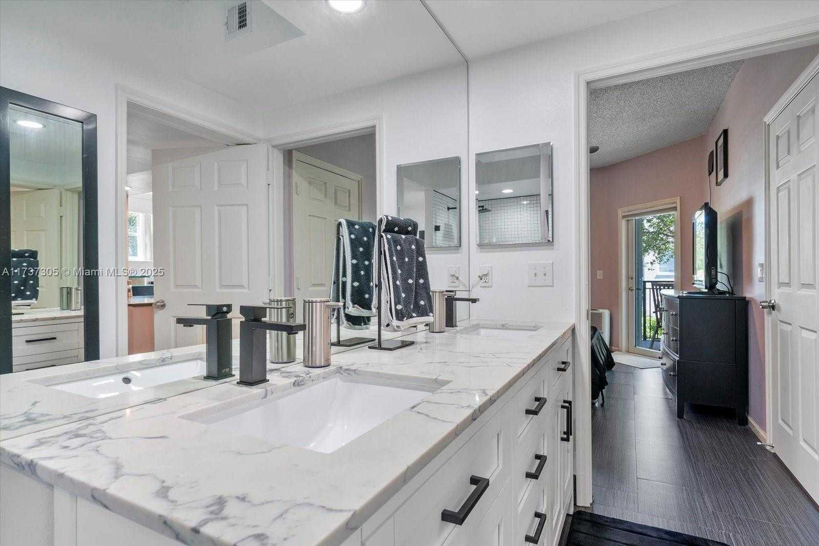 Small Image of 3175 NORTH EAST 184TH ST #3205, Aventura Number 15