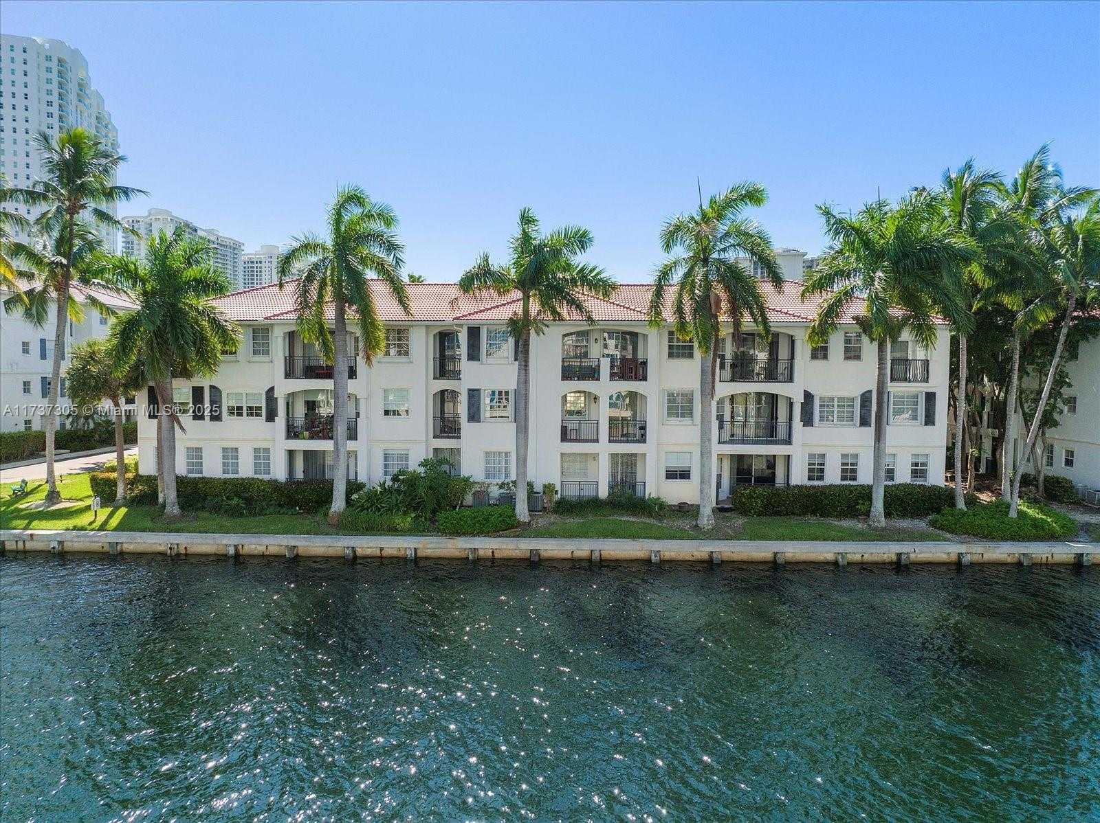 Small Image of 3175 NORTH EAST 184TH ST #3205, Aventura Number 2