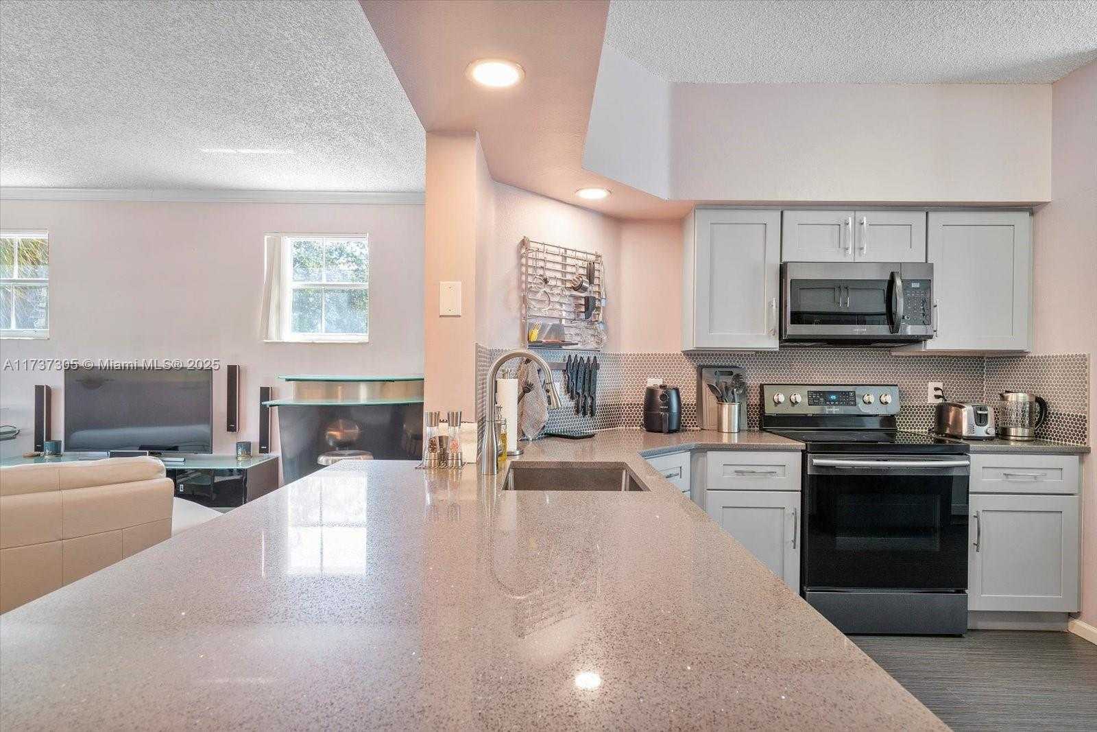 Small Image of 3175 NORTH EAST 184TH ST #3205, Aventura Number 5