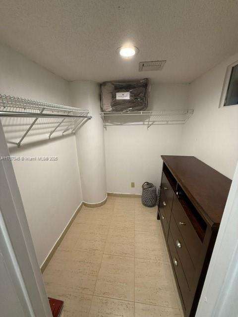 Small Image of 3725 SOUTH OCEAN DR #605, Hollywood Number 10