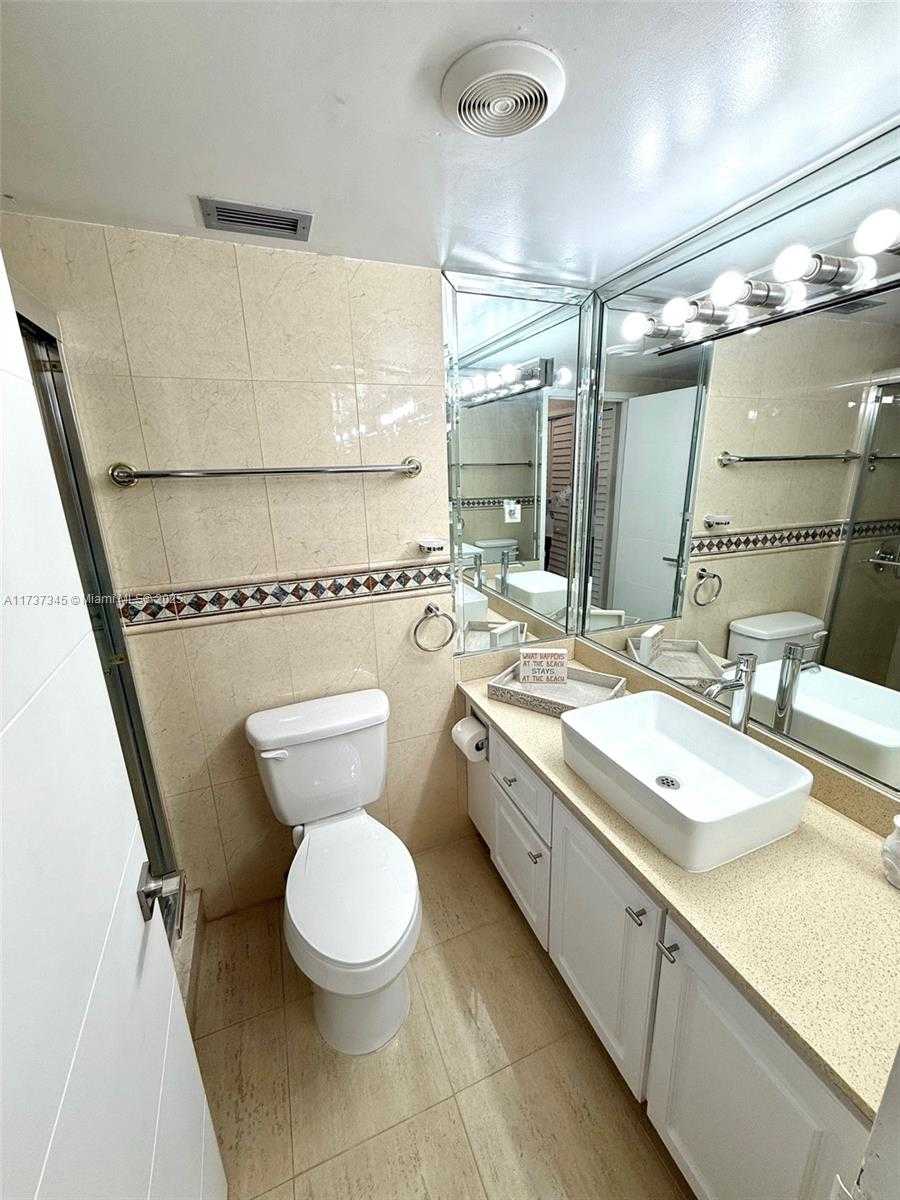 Small Image of 3725 SOUTH OCEAN DR #605, Hollywood Number 11