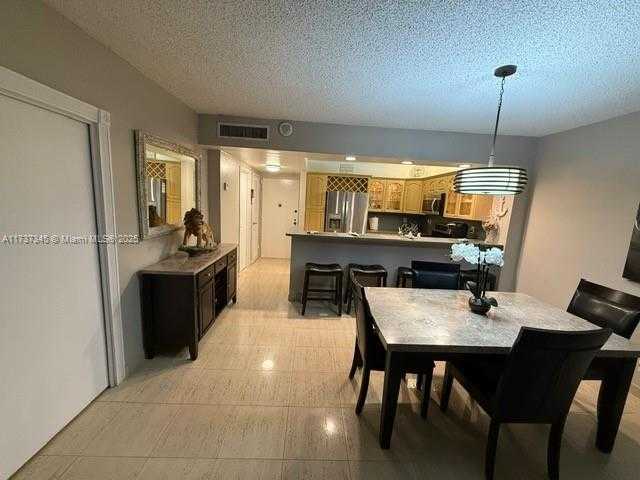 Small Image of 3725 SOUTH OCEAN DR #605, Hollywood Number 2