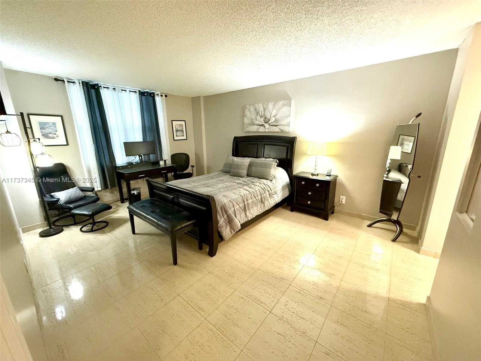 Small Image of 3725 SOUTH OCEAN DR #605, Hollywood Number 7
