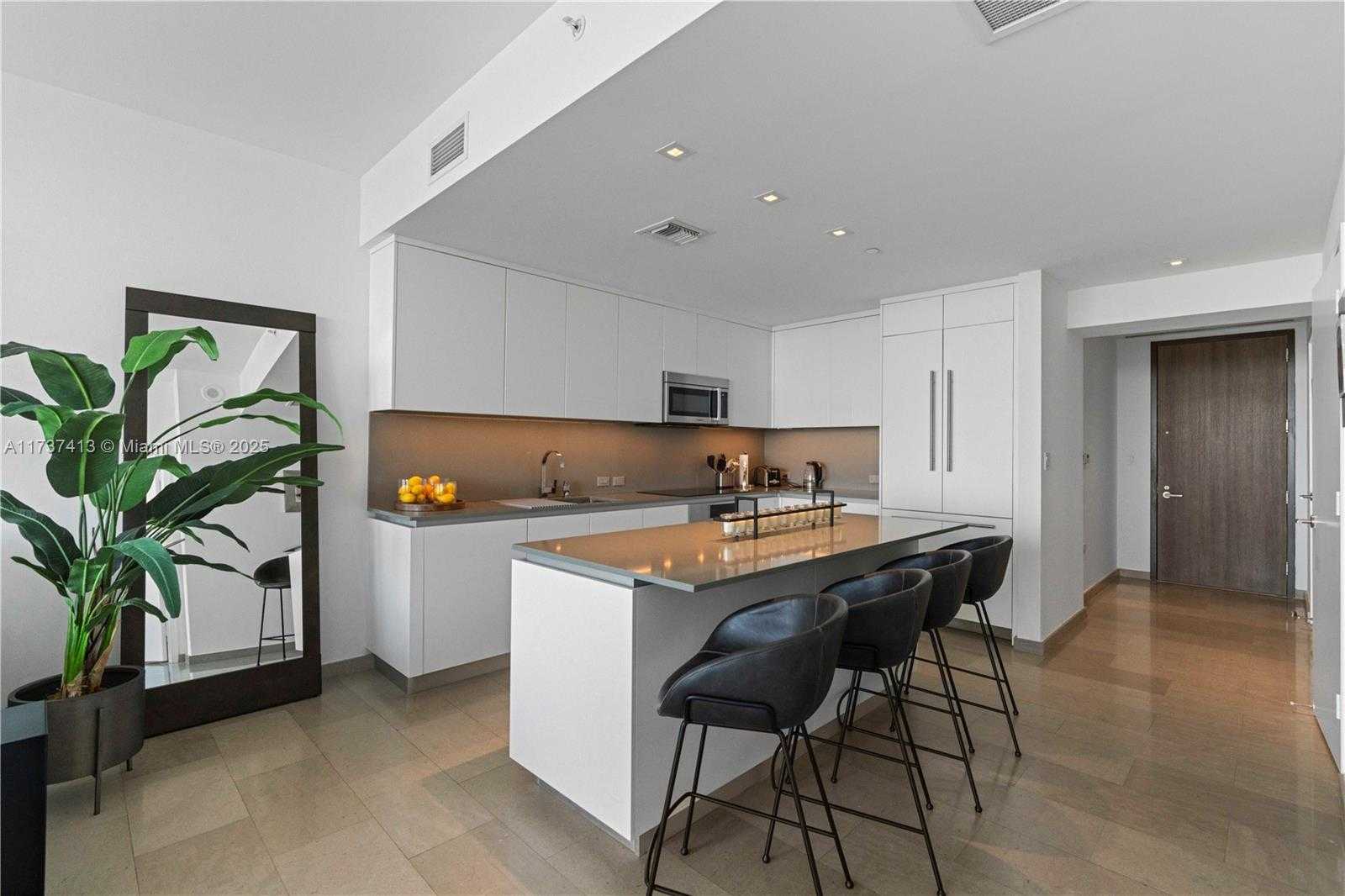 Small Image of 88 SOUTH WEST 7TH ST #2906, Miami Number 11