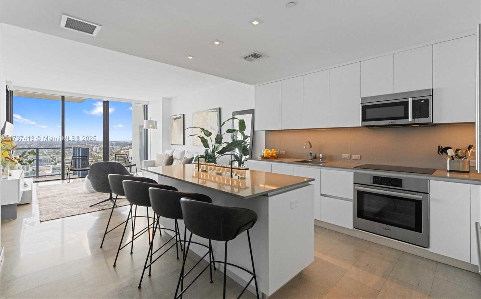 Small Image of 88 SOUTH WEST 7TH ST #2906, Miami Number 12