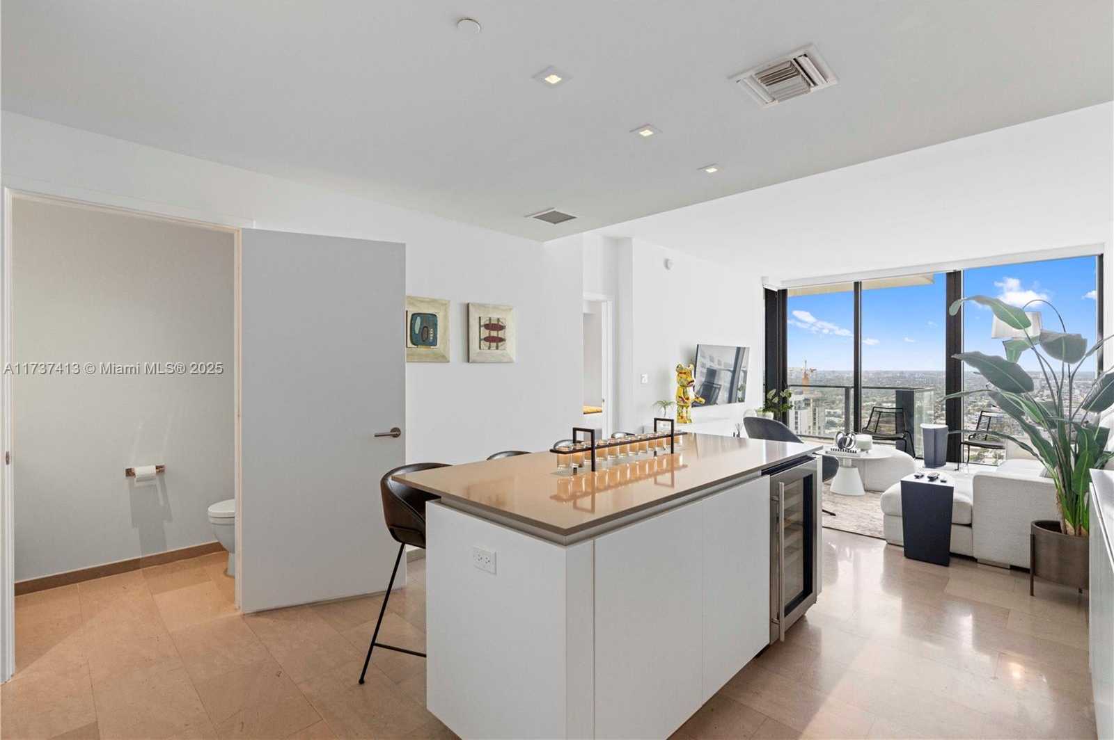 Small Image of 88 SOUTH WEST 7TH ST #2906, Miami Number 16