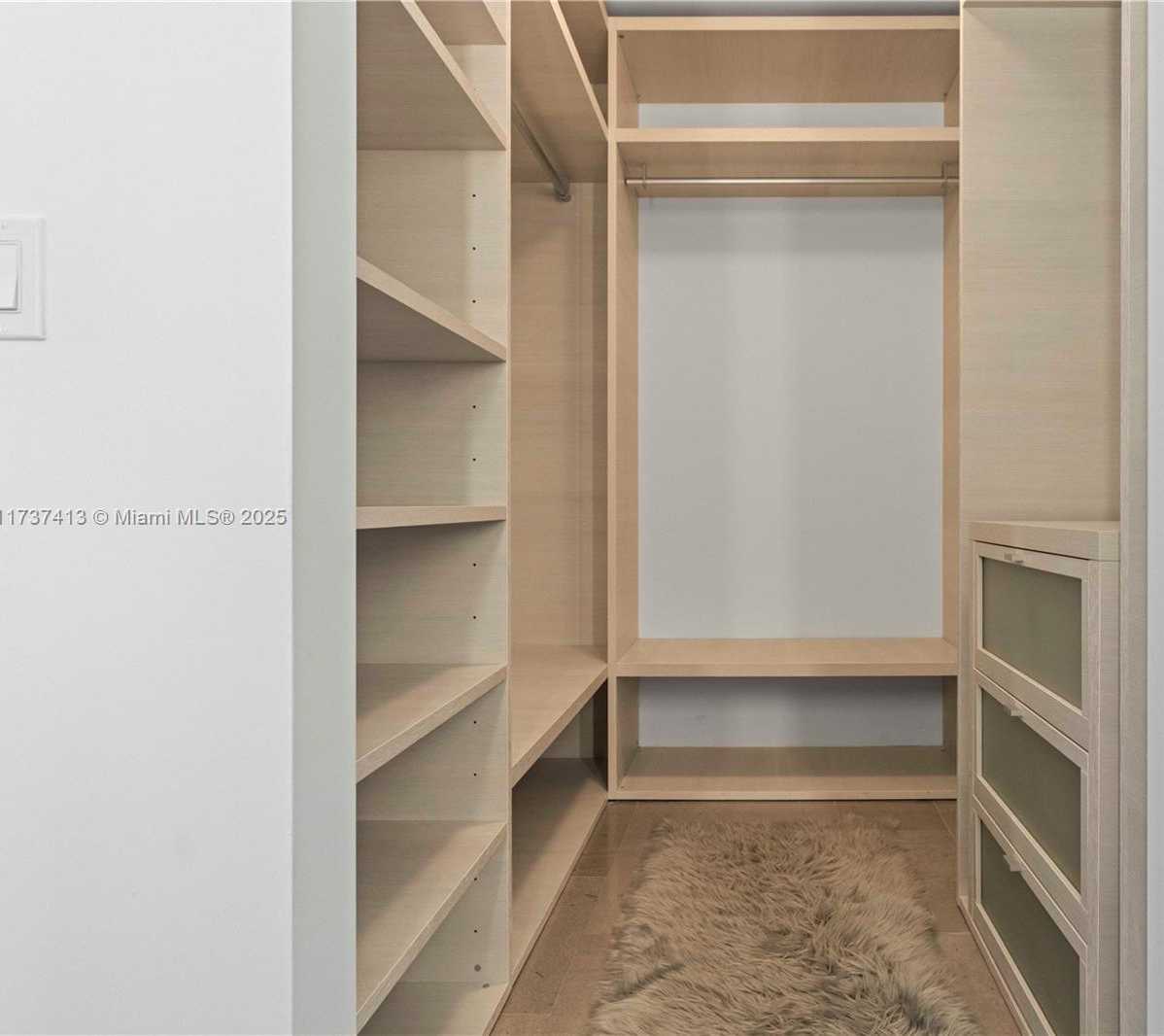 Small Image of 88 SOUTH WEST 7TH ST #2906, Miami Number 23