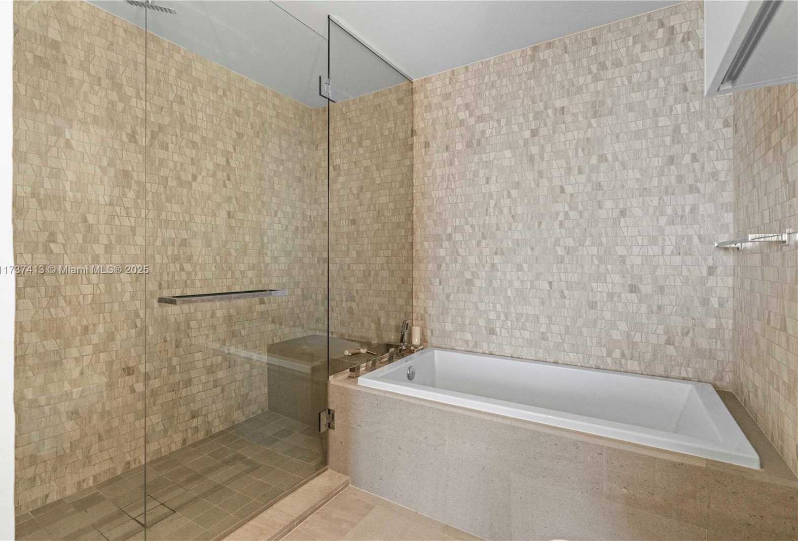 Small Image of 88 SOUTH WEST 7TH ST #2906, Miami Number 27