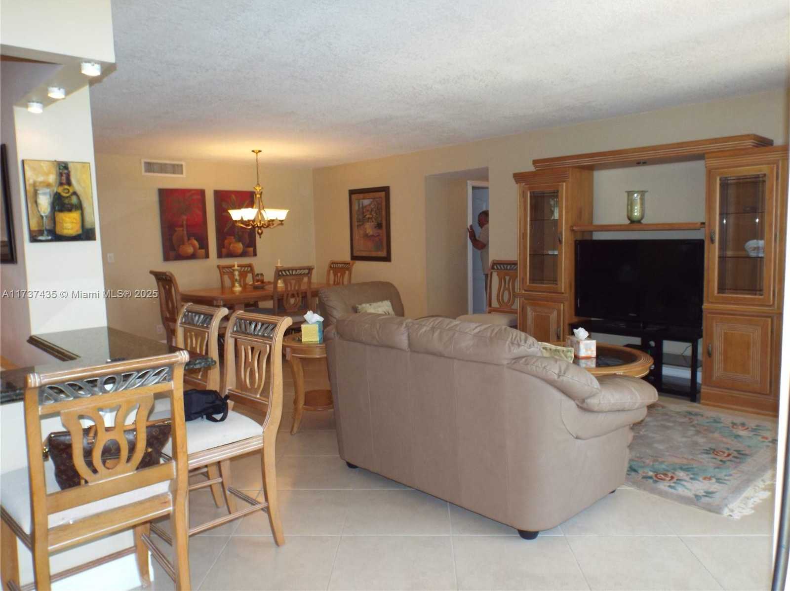 Small Image of 1890 SOUTH OCEAN DR #504, Hallandale Beach Number 13