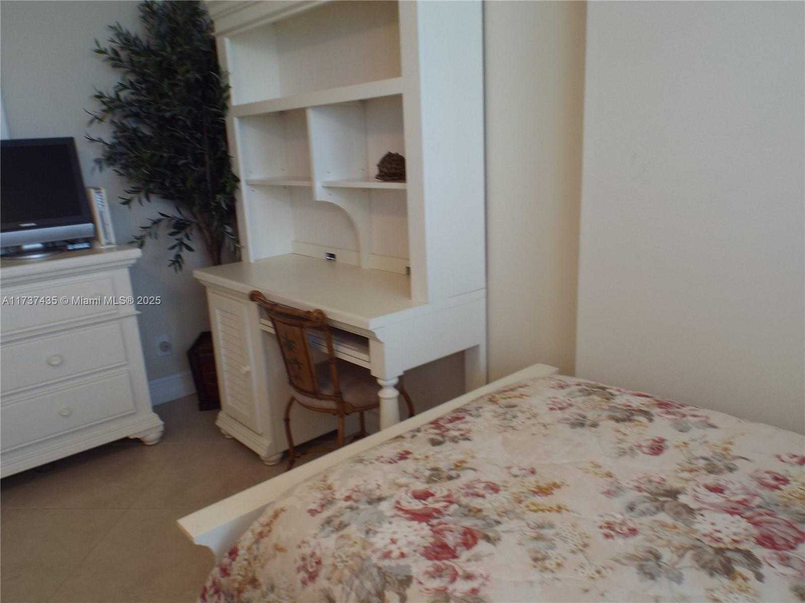 Small Image of 1890 SOUTH OCEAN DR #504, Hallandale Beach Number 25