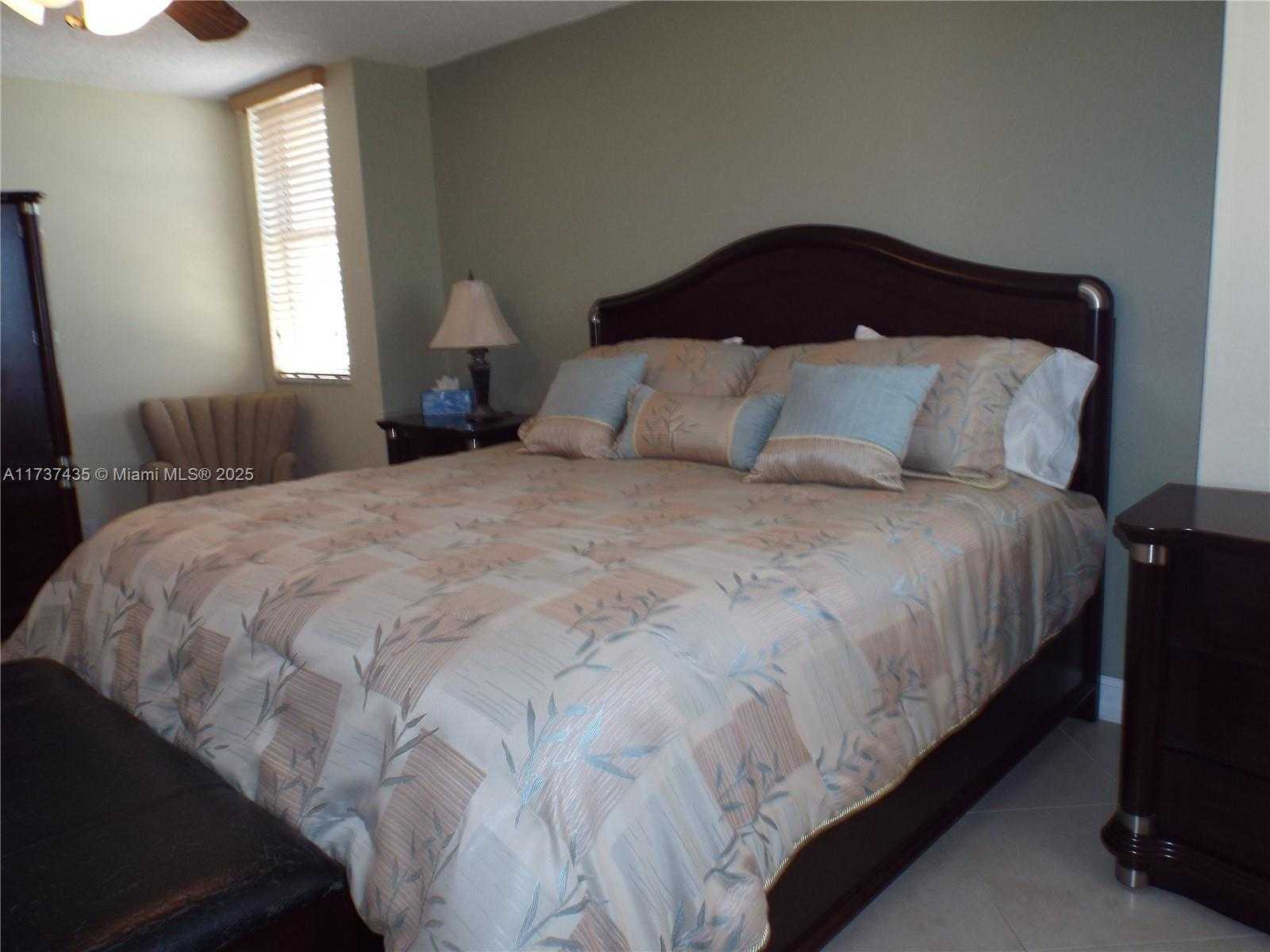 Small Image of 1890 SOUTH OCEAN DR #504, Hallandale Beach Number 30
