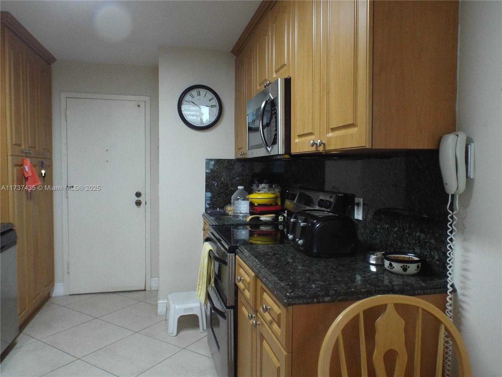 Small Image of 1890 SOUTH OCEAN DR #504, Hallandale Beach Number 6