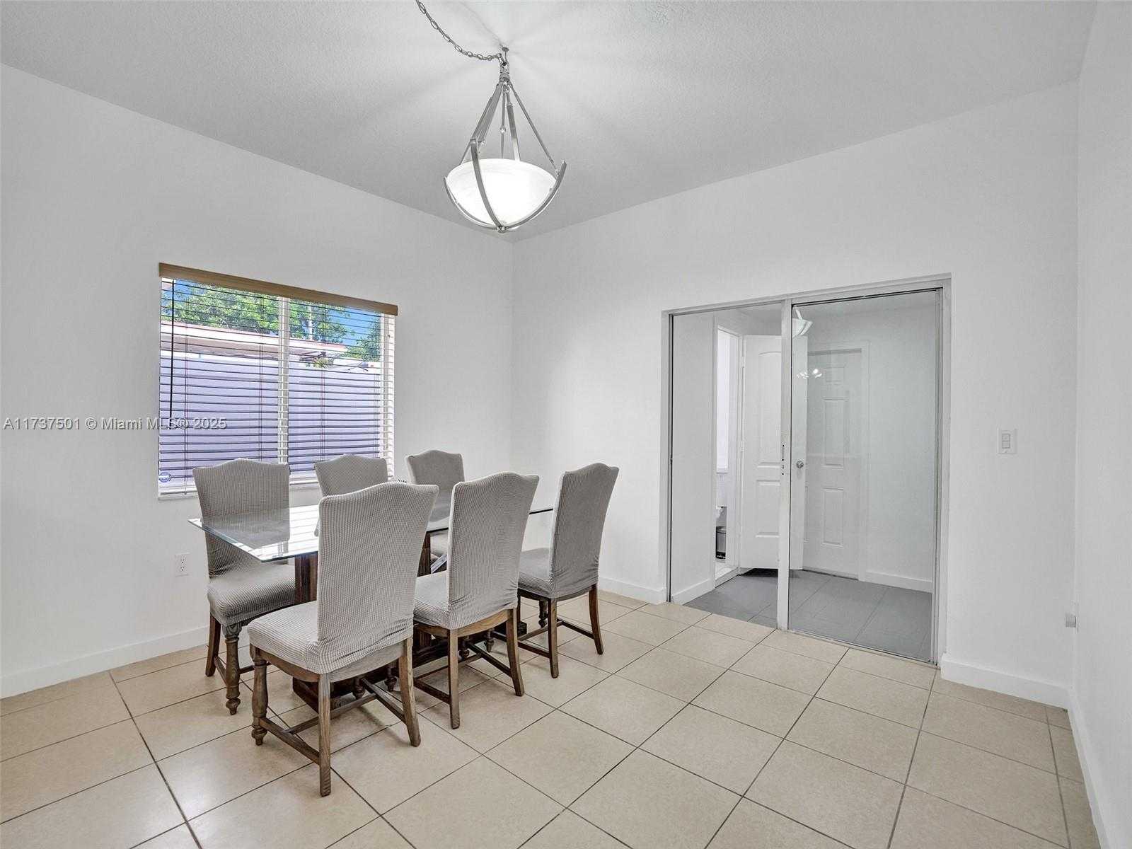 Small Image of 12031 NORTH WEST 5TH AVE, Miami Number 13