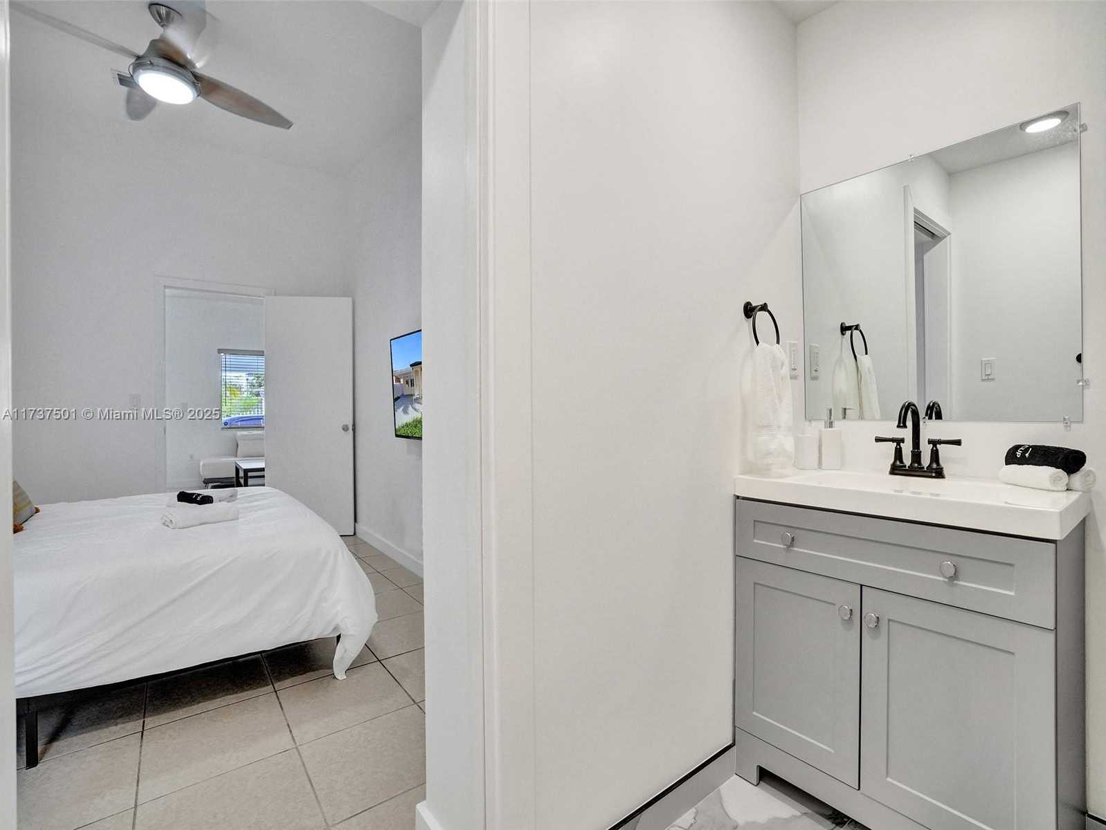 Small Image of 12031 NORTH WEST 5TH AVE, Miami Number 23