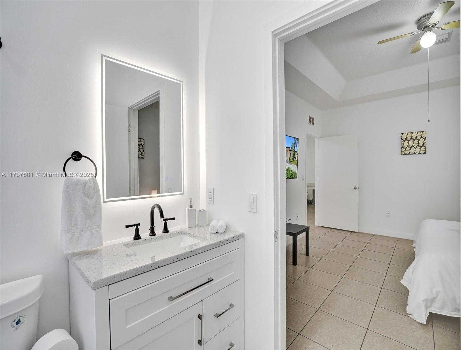 Small Image of 12031 NORTH WEST 5TH AVE, Miami Number 33