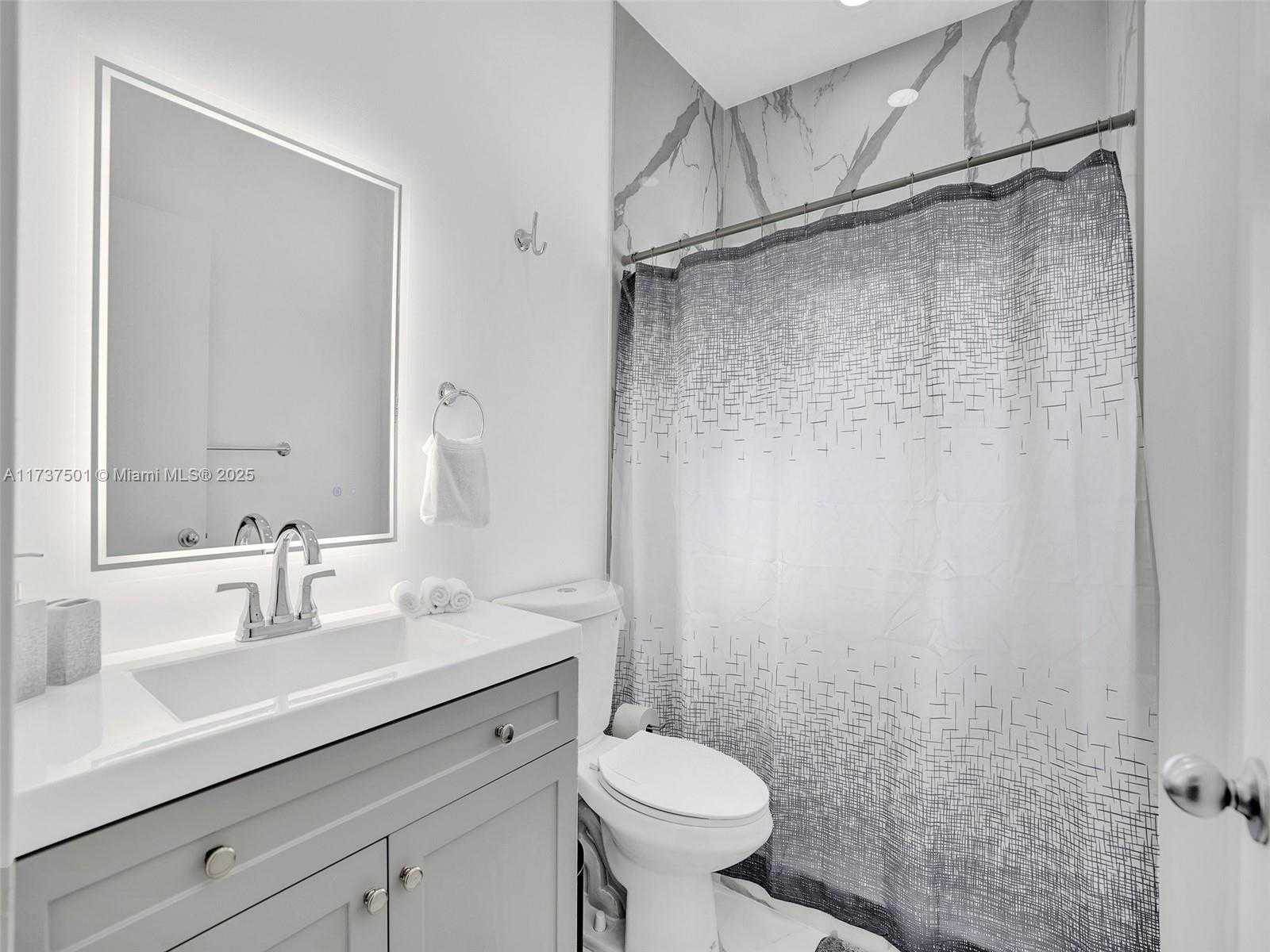 Small Image of 12031 NORTH WEST 5TH AVE, Miami Number 35