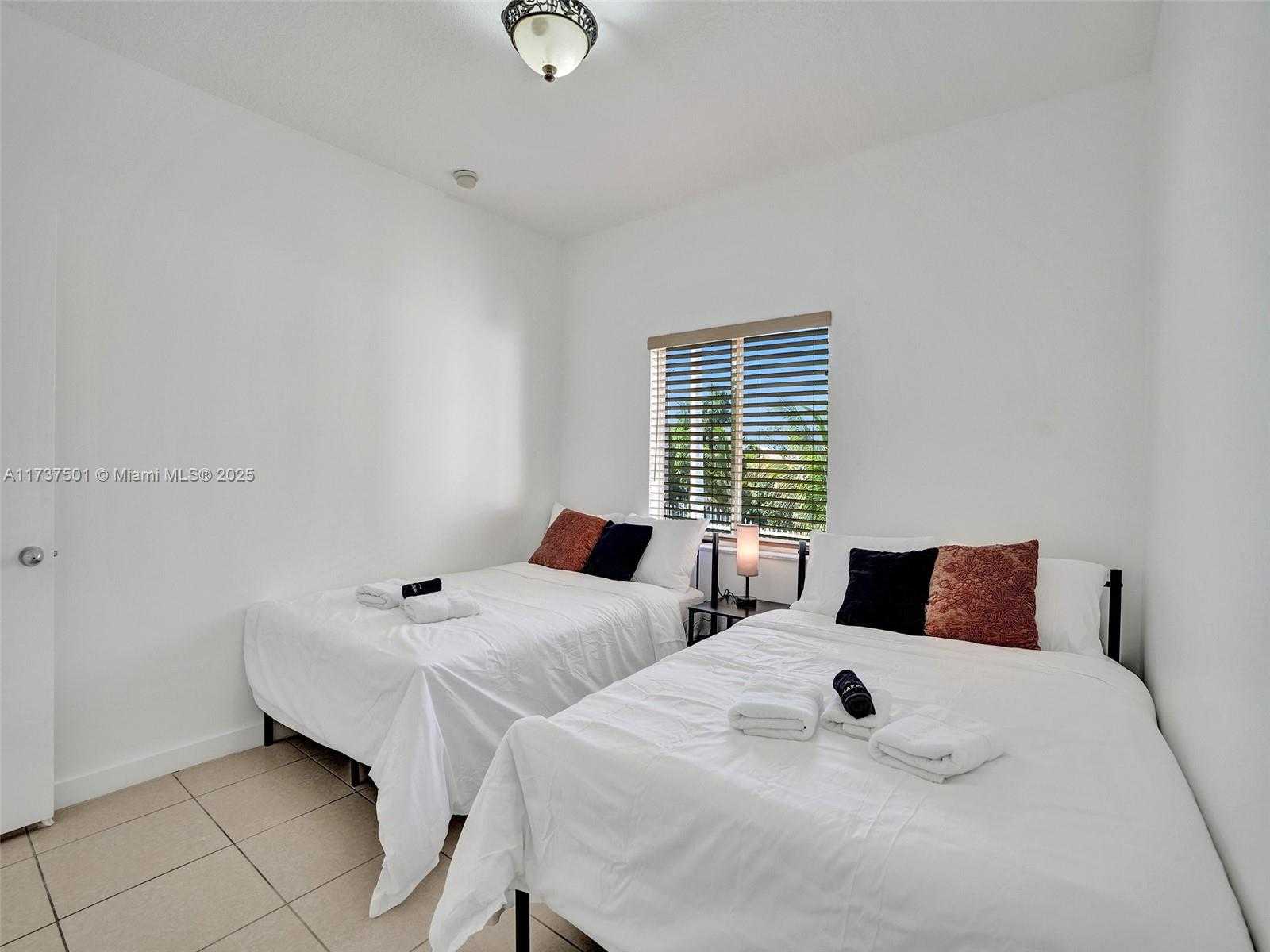 Small Image of 12031 NORTH WEST 5TH AVE, Miami Number 43
