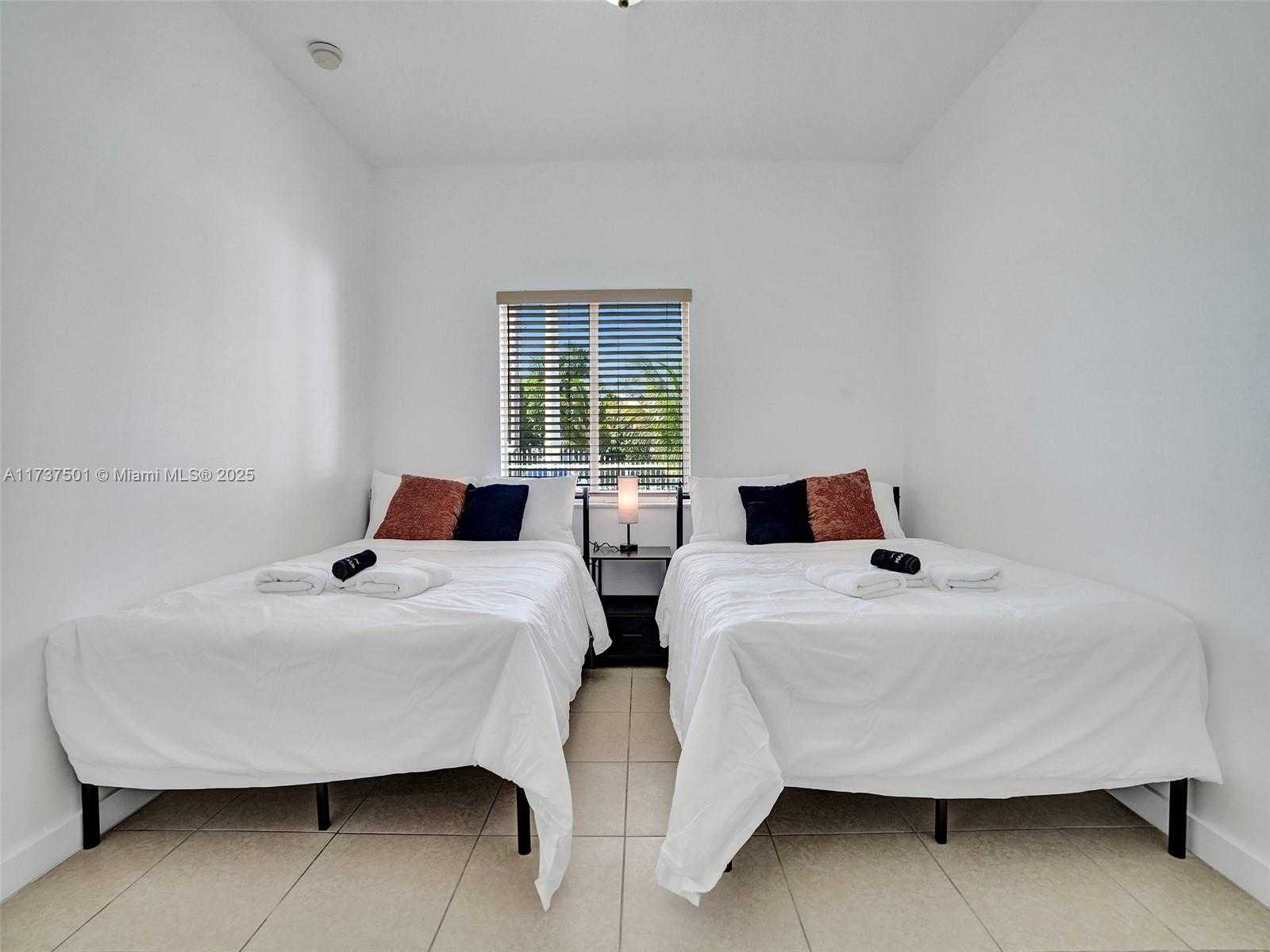 Small Image of 12031 NORTH WEST 5TH AVE, Miami Number 45