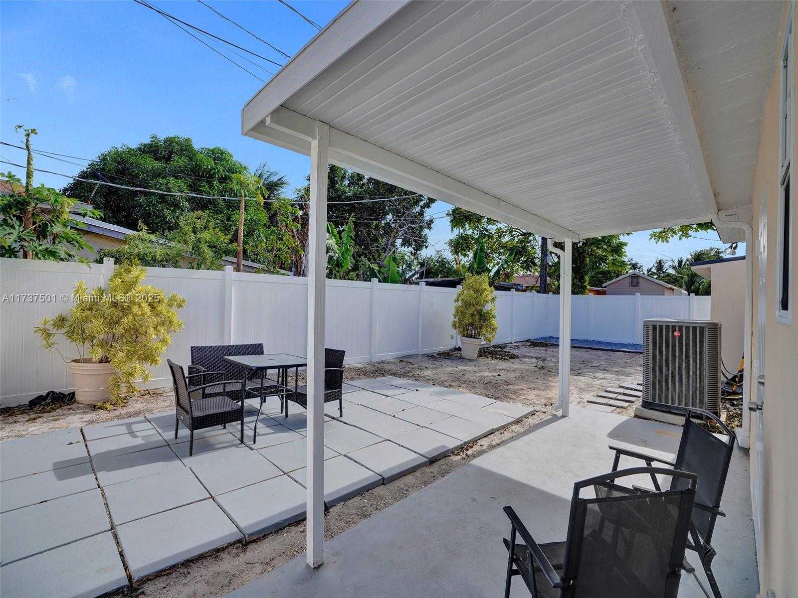 Small Image of 12031 NORTH WEST 5TH AVE, Miami Number 48