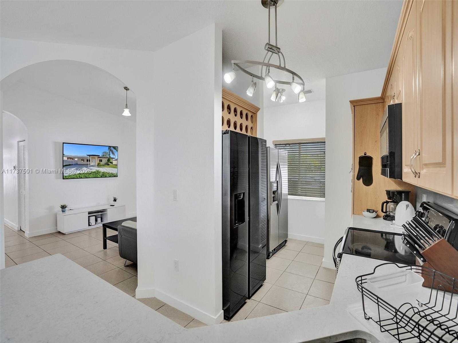 Small Image of 12031 NORTH WEST 5TH AVE, Miami Number 8