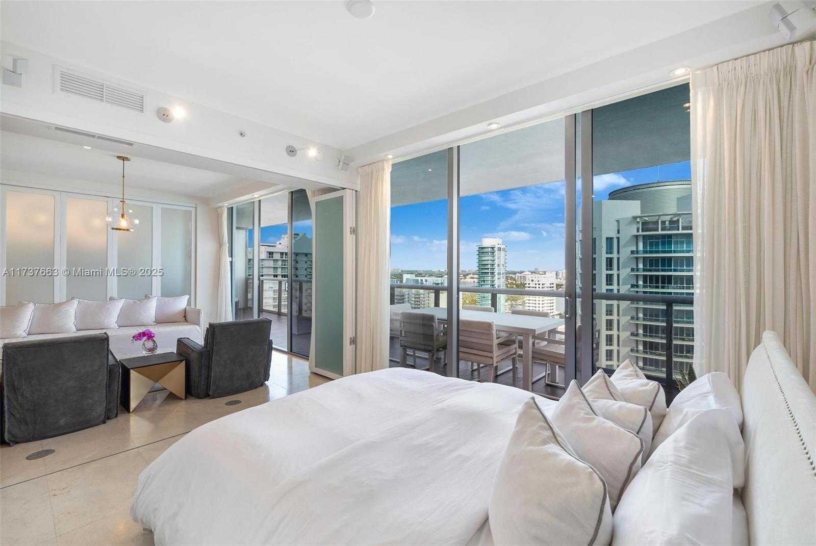Small Image of 5875 COLLINS AVE #2005, Miami Beach Number 23