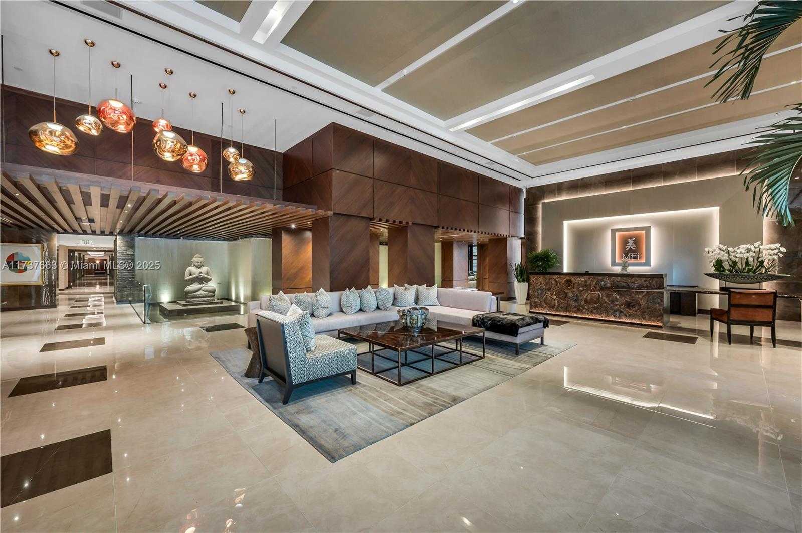 Small Image of 5875 COLLINS AVE #2005, Miami Beach Number 38