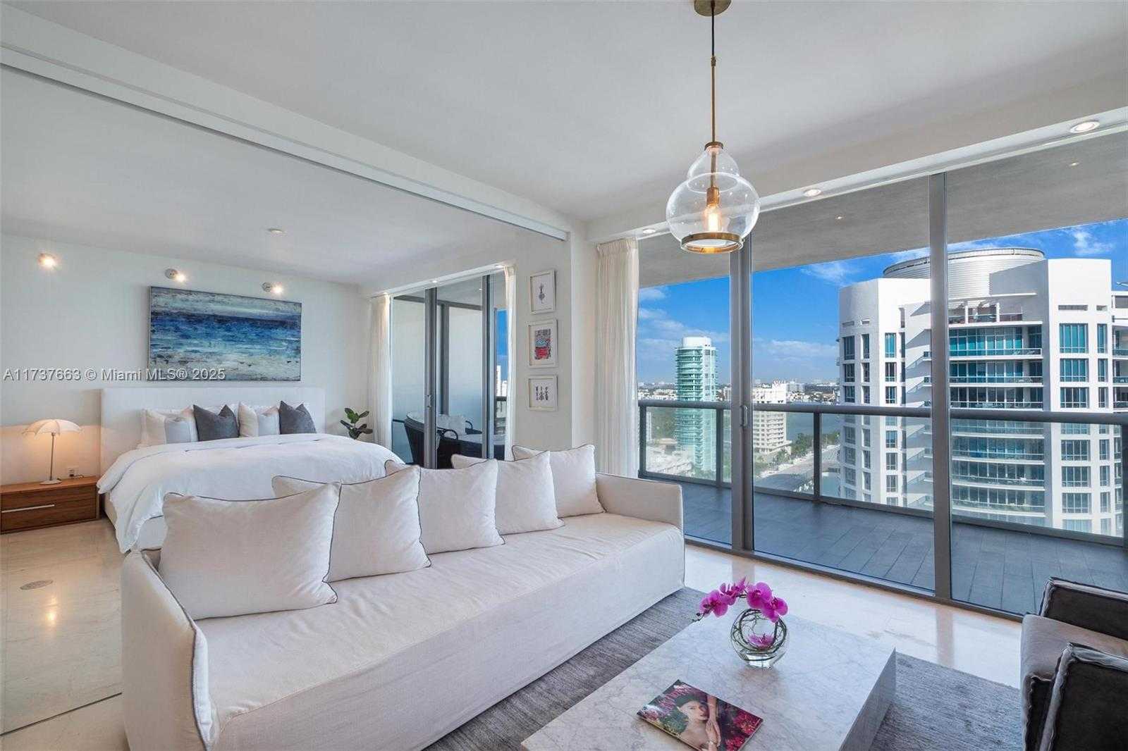 Small Image of 5875 COLLINS AVE #2005, Miami Beach Number 4