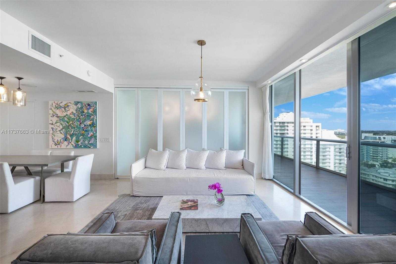 Small Image of 5875 COLLINS AVE #2005, Miami Beach Number 6