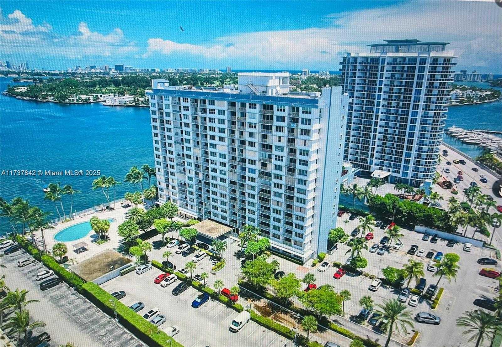 Small Image of 1865 79TH ST #12G, North Bay Village Number 2