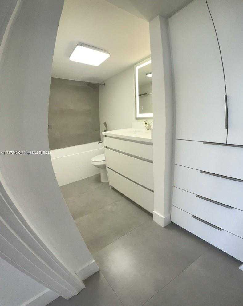 Small Image of 1865 79TH ST #12G, North Bay Village Number 28