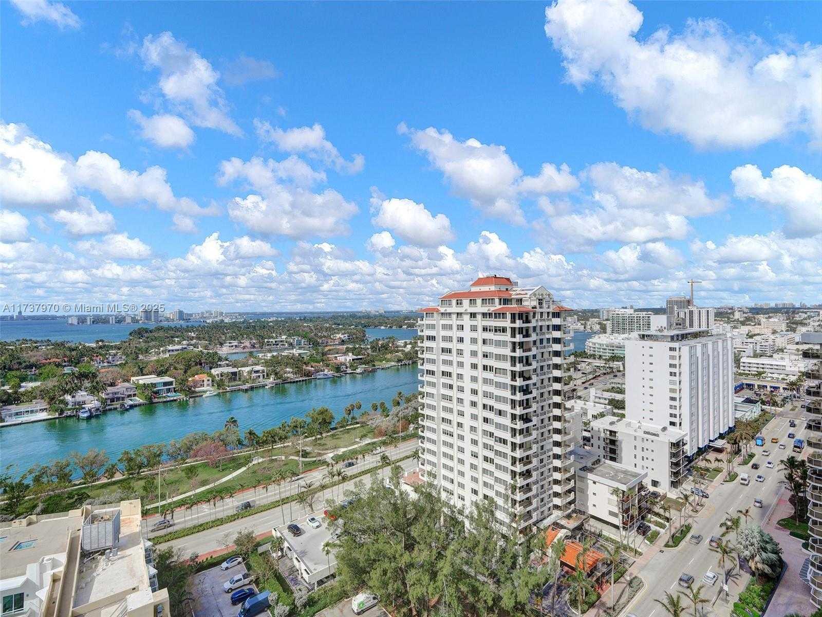 Small Image of 6365 COLLINS AVE #2007, Miami Beach Number 3