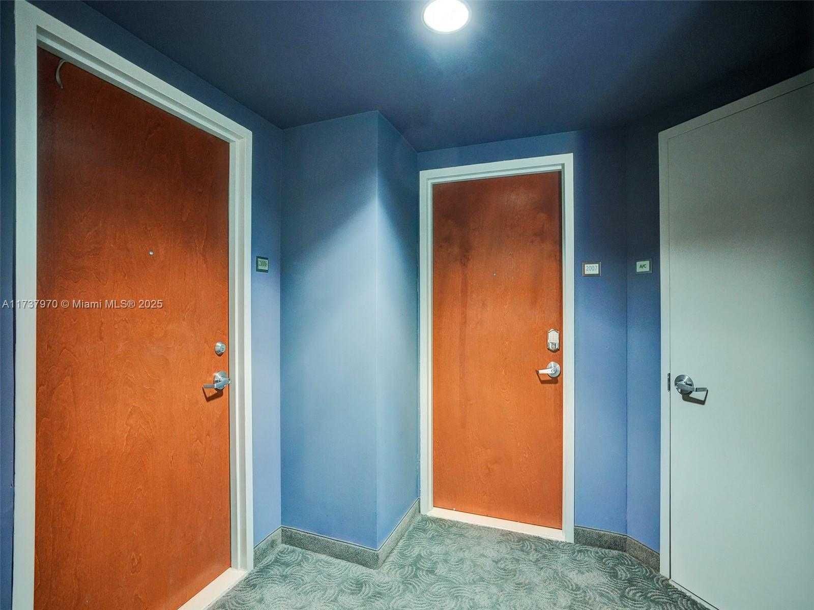 Small Image of 6365 COLLINS AVE #2007, Miami Beach Number 39