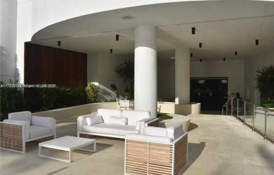 Small Image of 6365 COLLINS AVE #2007, Miami Beach Number 44
