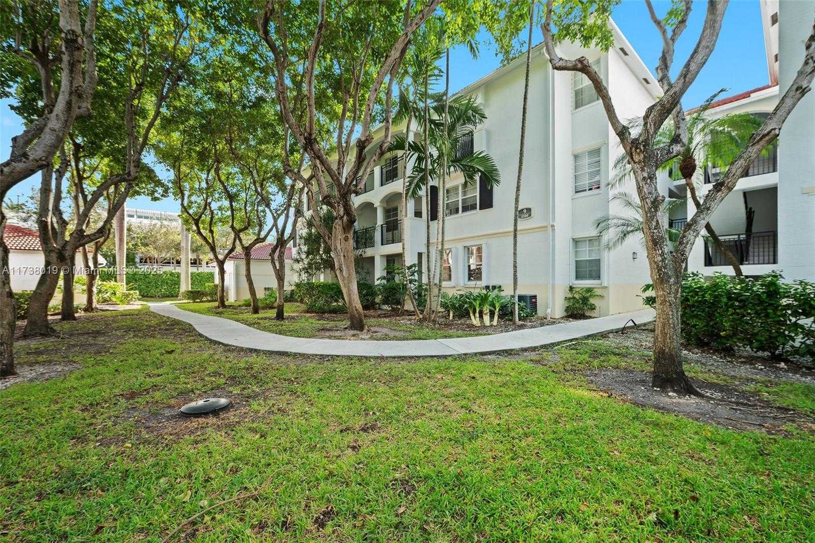Small Image of 3205 NORTH EAST 184TH ST #9304, Aventura Number 22