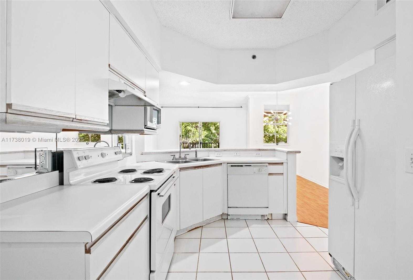 Small Image of 3205 NORTH EAST 184TH ST #9304, Aventura Number 8