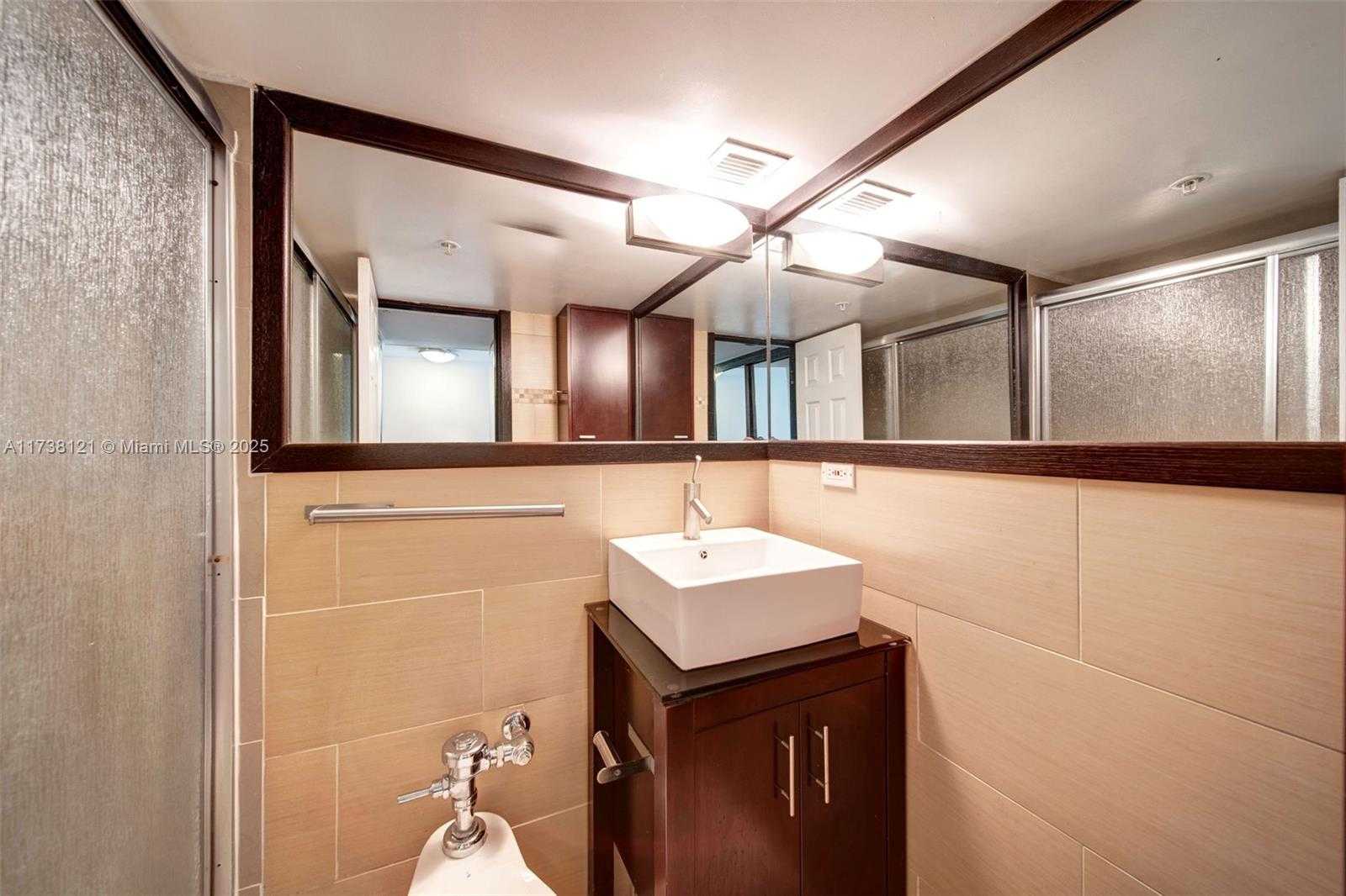 Small Image of 1500 BAY RD #S-1456, Miami Beach Number 16