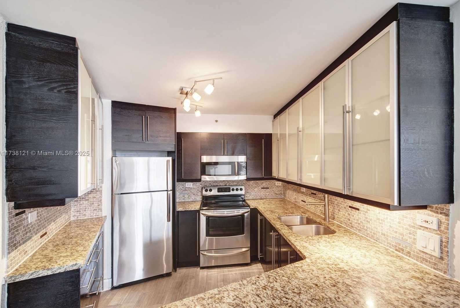 Small Image of 1500 BAY RD #S-1456, Miami Beach Number 5