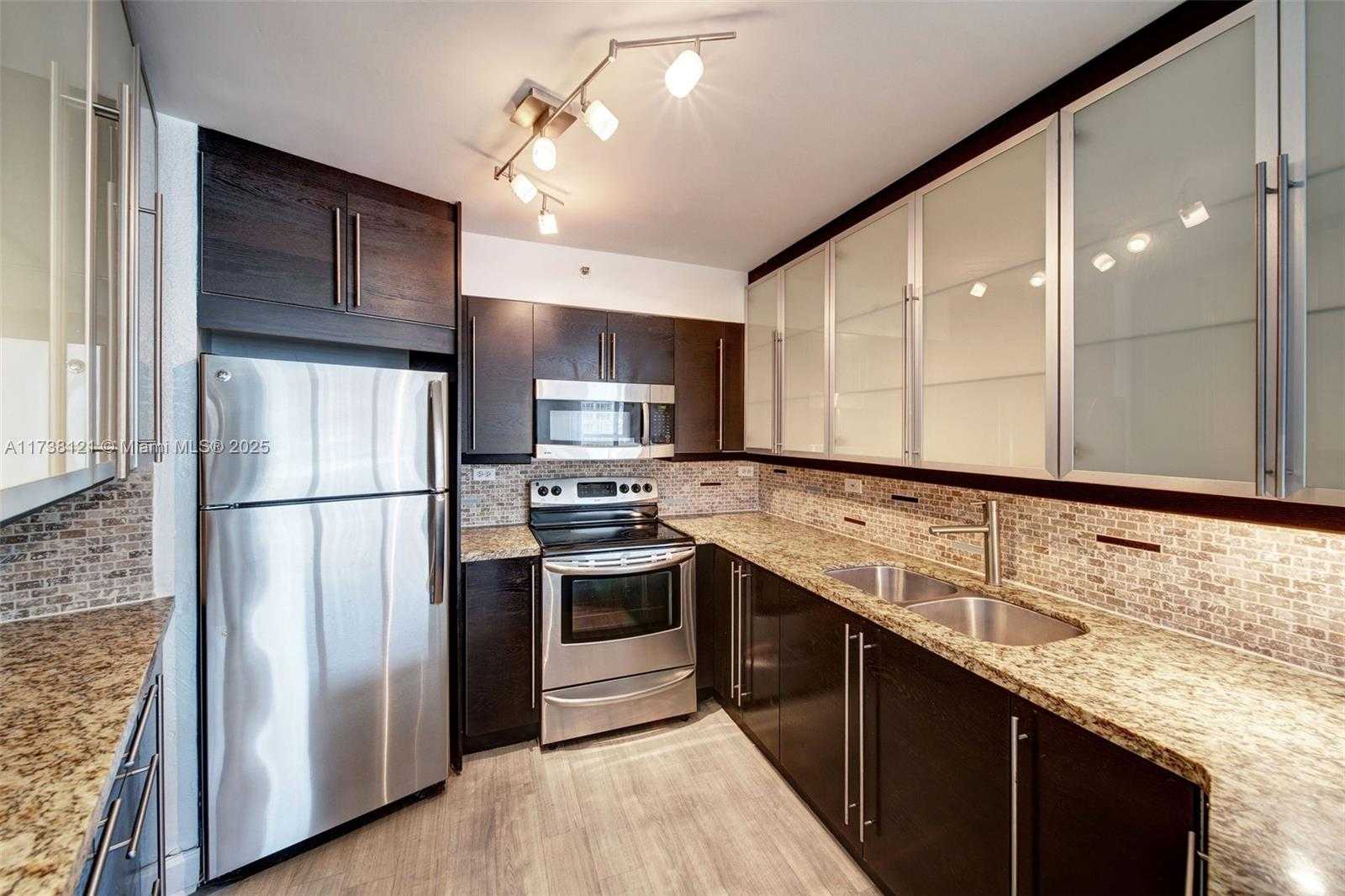 Small Image of 1500 BAY RD #S-1456, Miami Beach Number 6