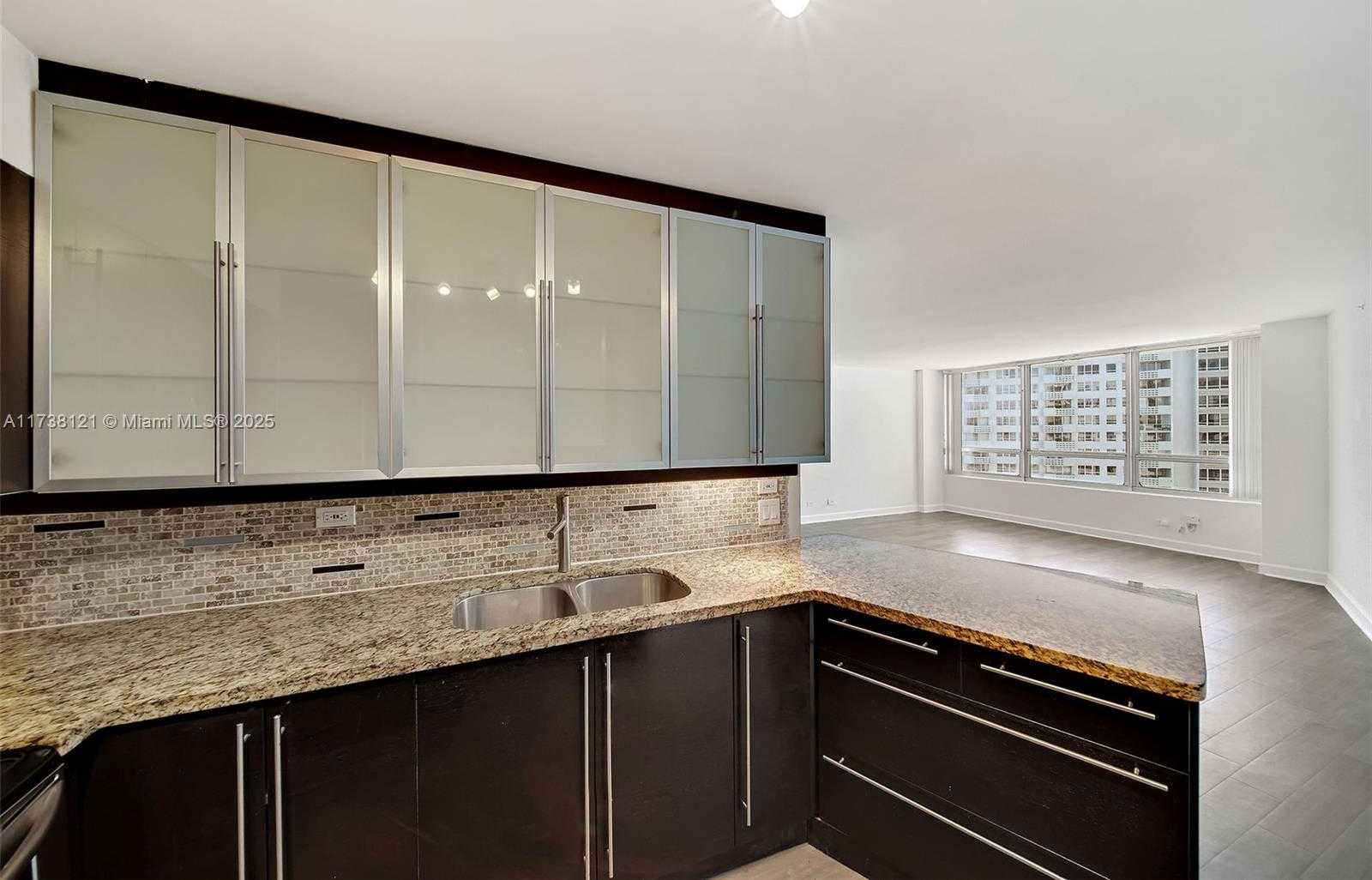 Small Image of 1500 BAY RD #S-1456, Miami Beach Number 7