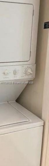 Small Image of 1060 BRICKELL AVE #1401, Miami Number 5