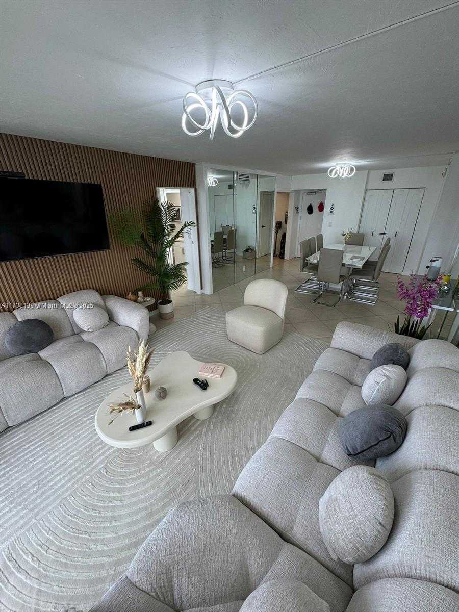 Small Image of 100 BAYVIEW DR #1114, Sunny Isles Beach Number 3