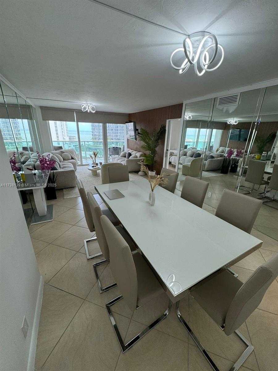 Small Image of 100 BAYVIEW DR #1114, Sunny Isles Beach Number 5