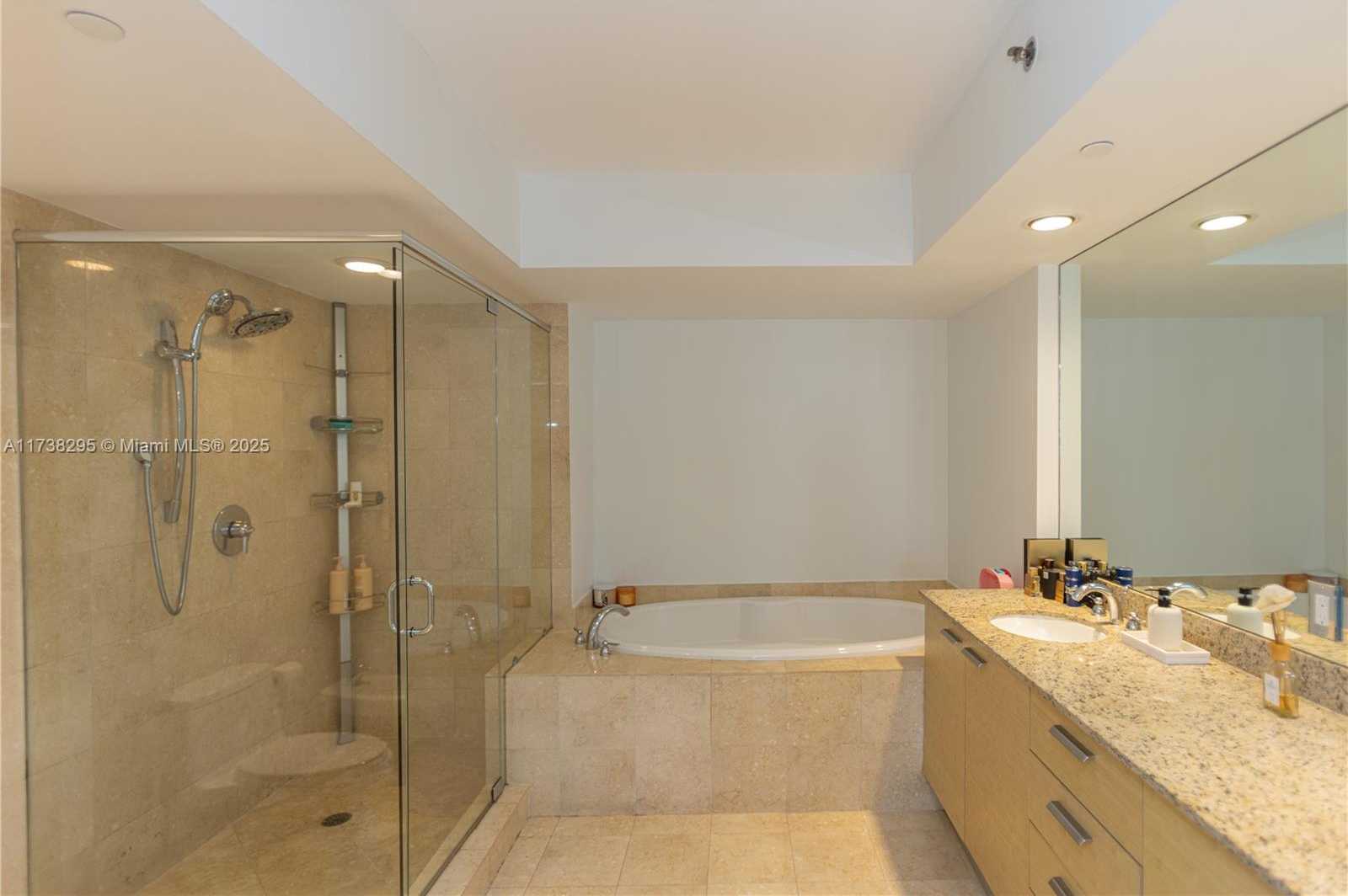 Small Image of 1830 SOUTH OCEAN DR #2108, Hallandale Beach Number 28