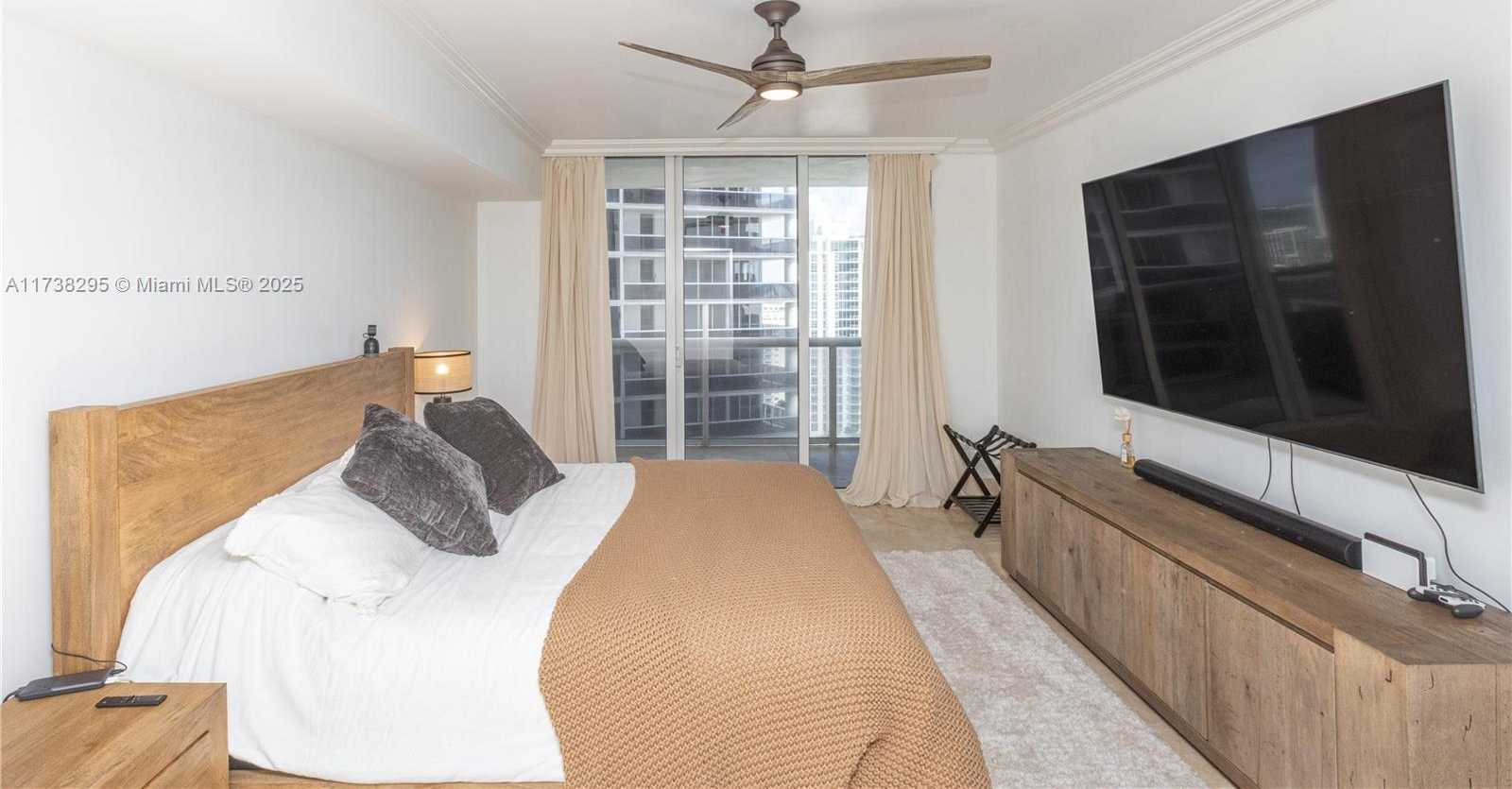 Small Image of 1830 SOUTH OCEAN DR #2108, Hallandale Beach Number 33