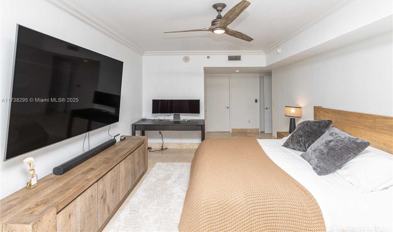 Small Image of 1830 SOUTH OCEAN DR #2108, Hallandale Beach Number 35