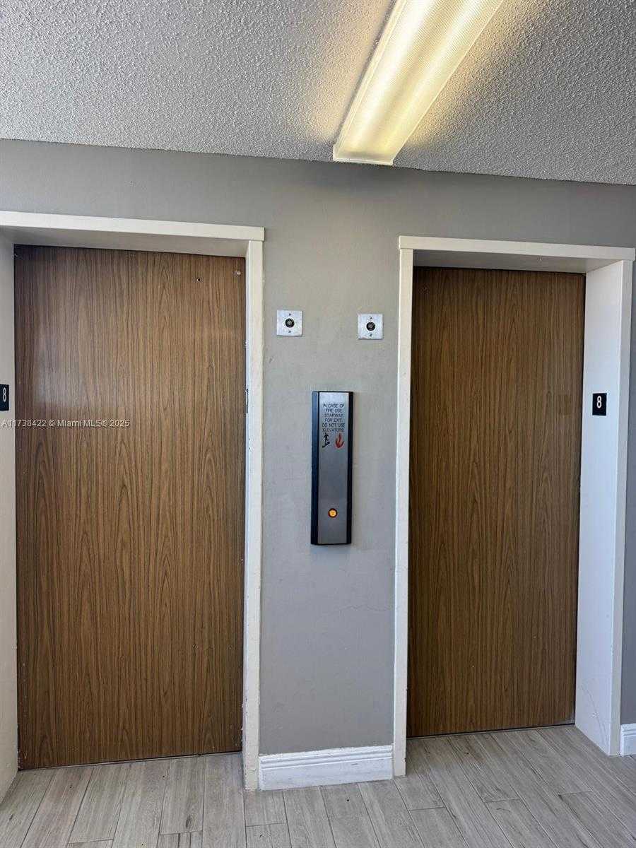 Small Image of 16710 NORTH EAST 9TH AVE #805, North Miami Beach Number 25