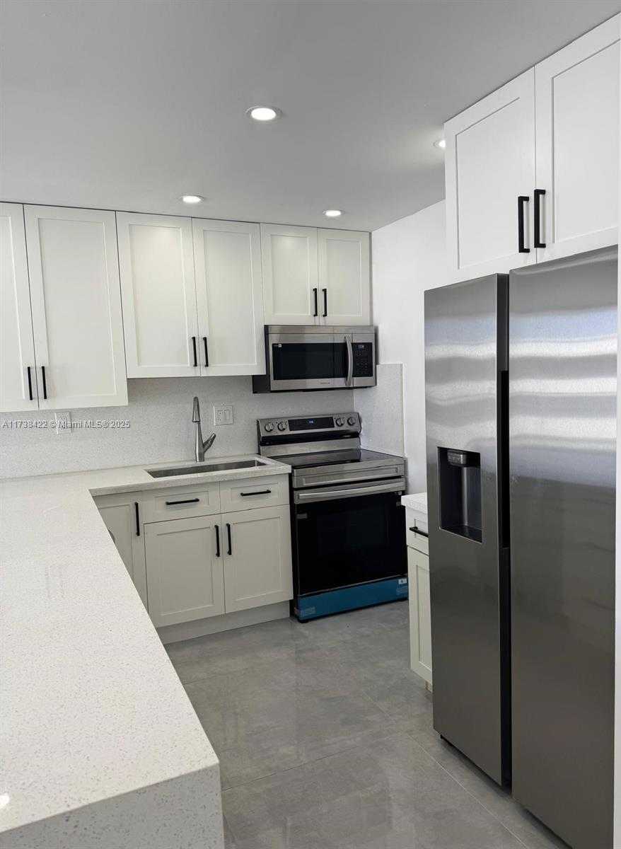 Small Image of 16710 NORTH EAST 9TH AVE #805, North Miami Beach Number 5